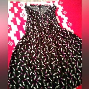 Torrid Size 2 Plus Size CUTE MIDI DRESS lipsticks detail! So fun!